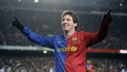 kaiyun.com-莱万刷新德甲纪录，成为历史第一射手，莱万的德甲纪录