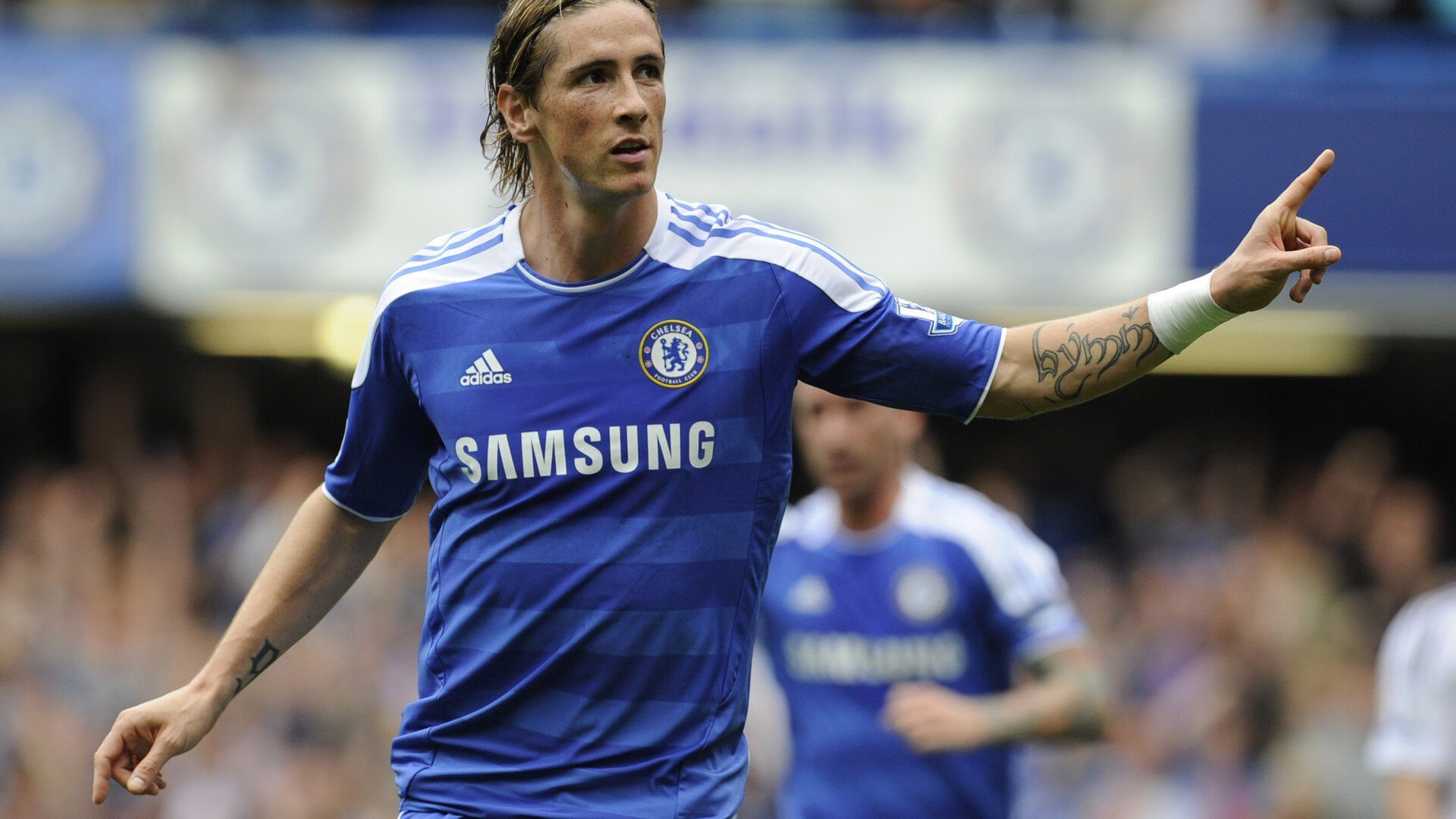 曼联新援贡献神级助攻，引领球队走出低谷，曼联 新援