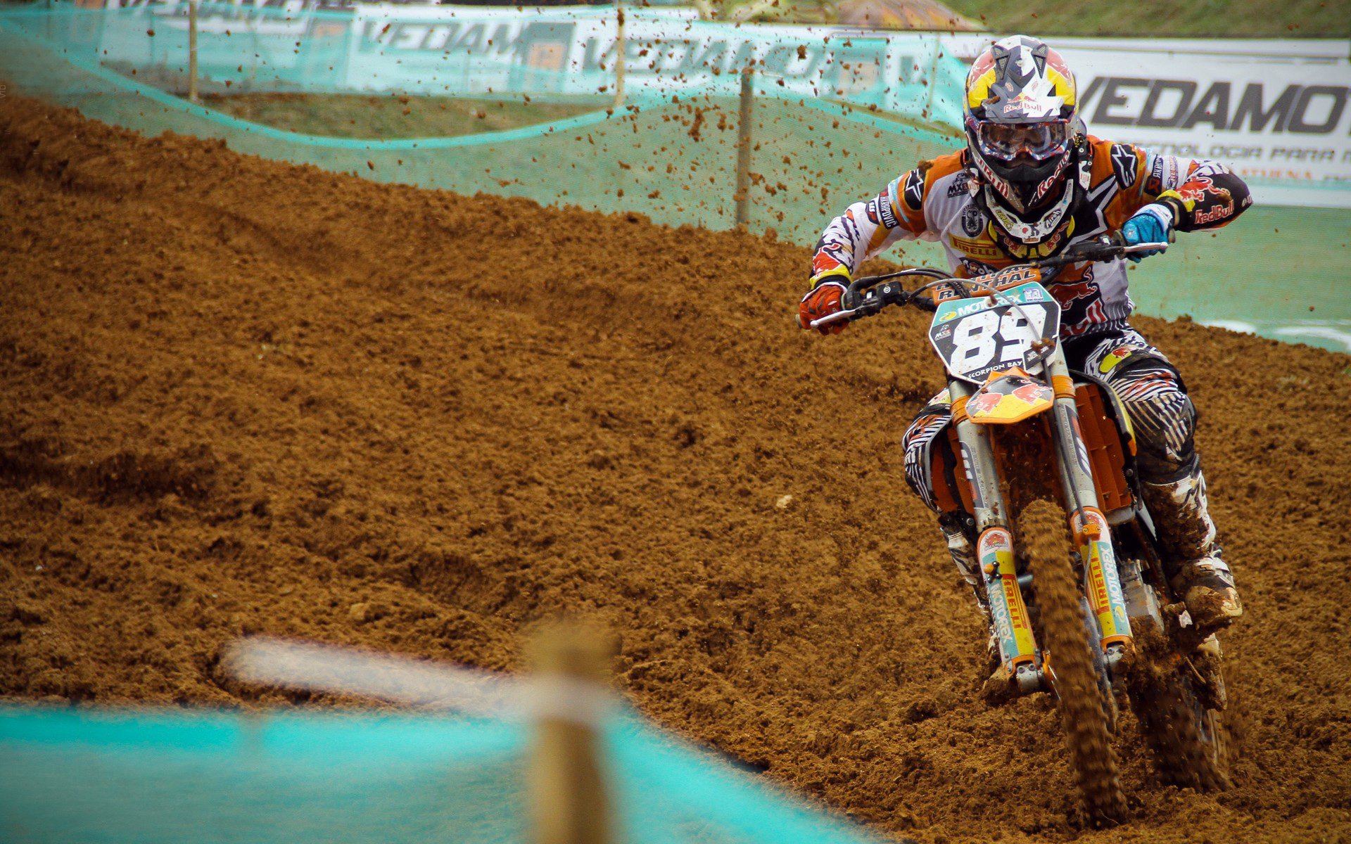 新媒体运营让中国足球影响力不断扩大，国内新媒体运营现状