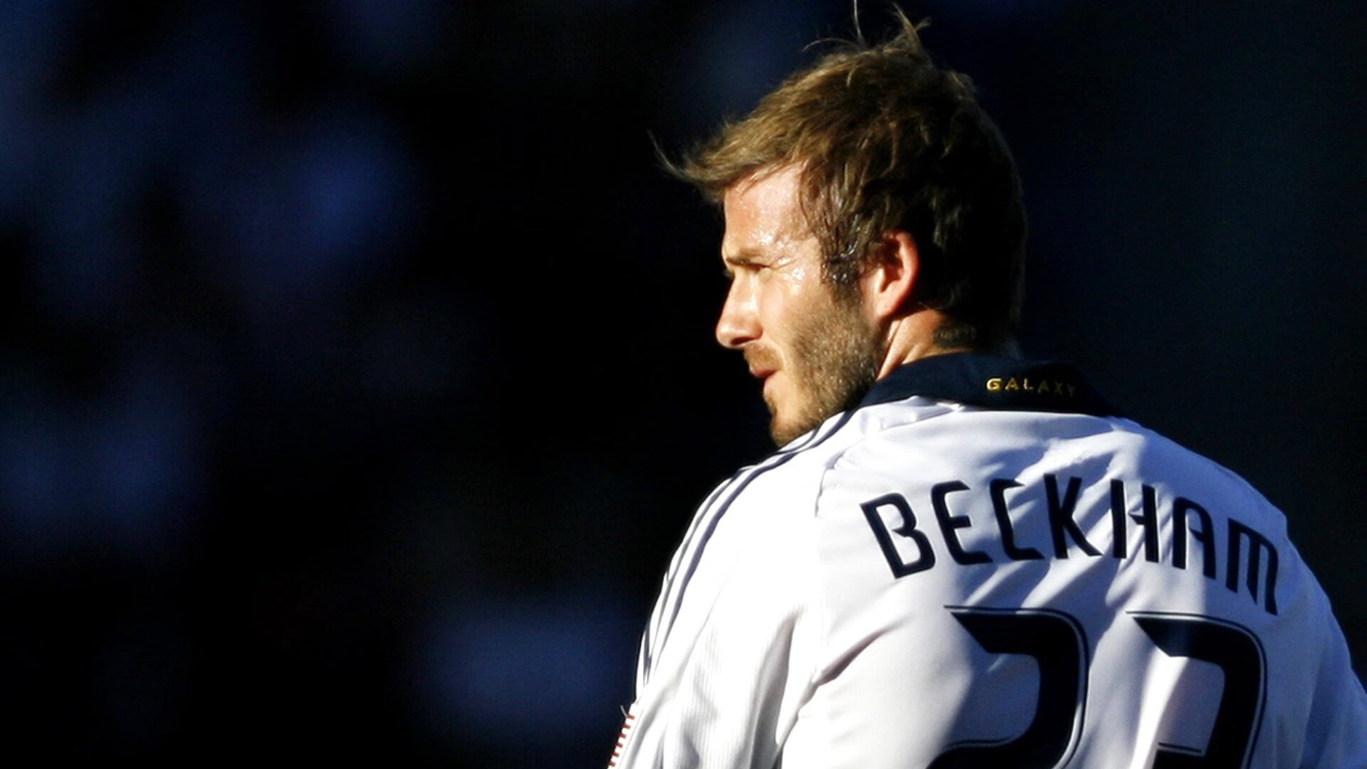 电竞赛事主持人团队全面提升，专业度再升级，电竞主持人靠什么赚钱